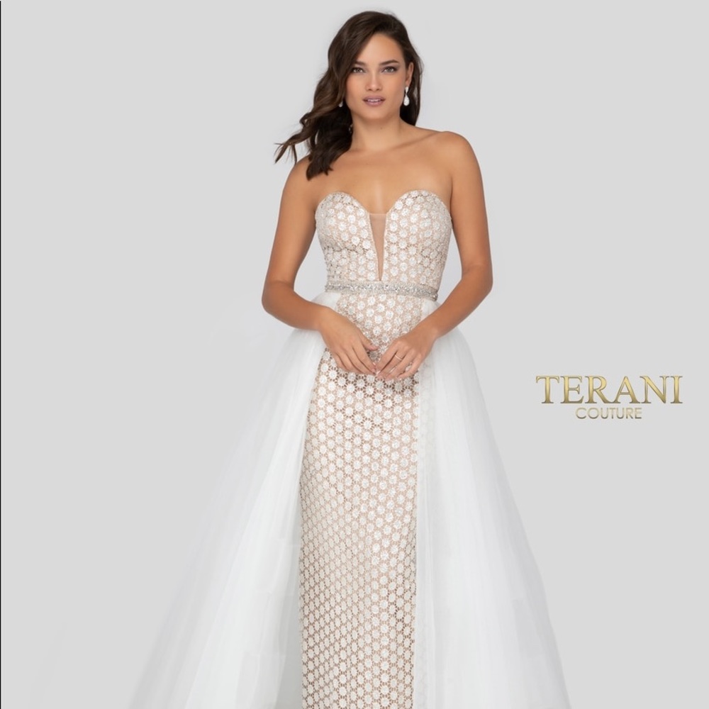 Strapless - Terani Couture - Dazzling Formal Gown